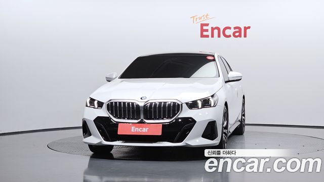 BMW 5 Series (G60) 530i xDrive M Sport 2024 — фото 3