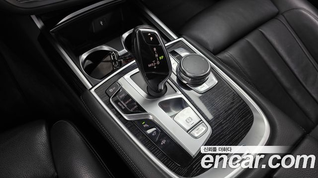 BMW 7 Series (G11) 730Ld xDrive 2018 — фото 9