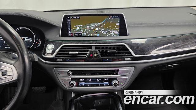 BMW 7 Series (G11) 730Ld xDrive 2018 — фото 14