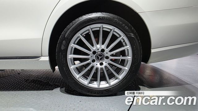 Mercedes-Benz E-Class (W213) E220d 4MATIC Exclusive 2022 — фото 5