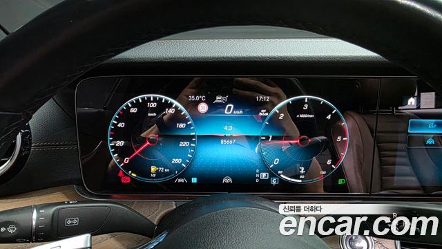 Mercedes-Benz E-Class (W213) E220d 4MATIC Exclusive 2022 — фото 8