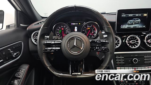 Mercedes-Benz GLA-Class (X156) GLA45 AMG 4MATIC 2019 — фото 13
