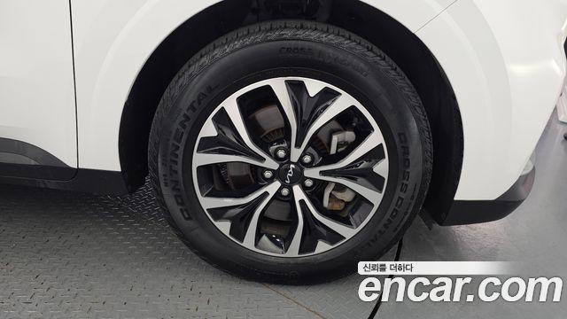 Kia Carnival (IV) Diesel 9-Seater Prestige 2023 — фото 5