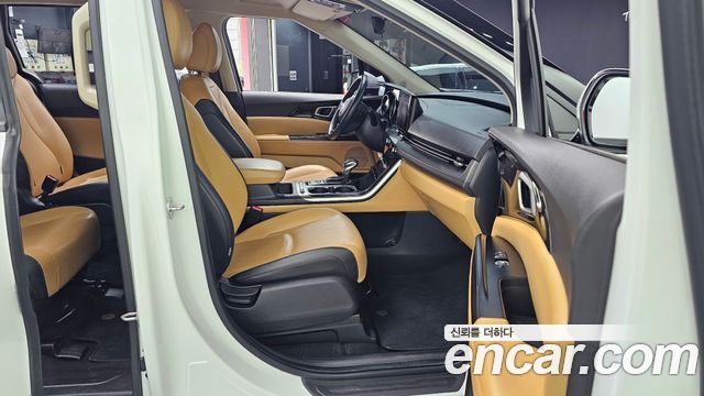 Kia Carnival (IV) Diesel 9-Seater Prestige 2023 — фото 11