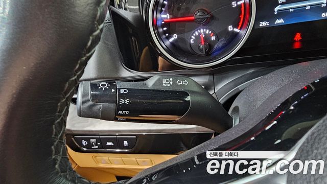 Kia Carnival (IV) Diesel 9-Seater Prestige 2023 — фото 16