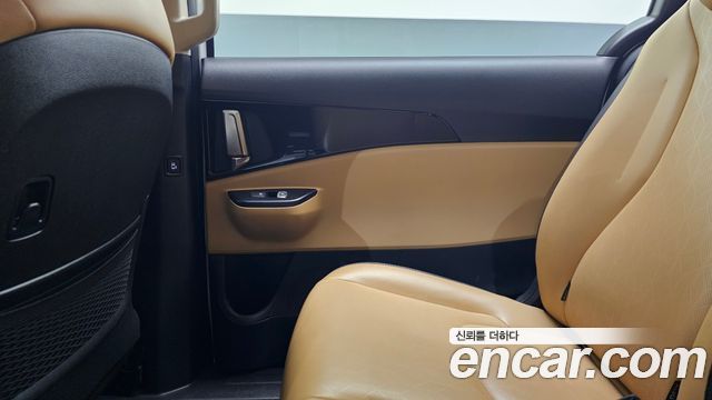 Kia Carnival (IV) Diesel 9-Seater Prestige 2023 — фото 25