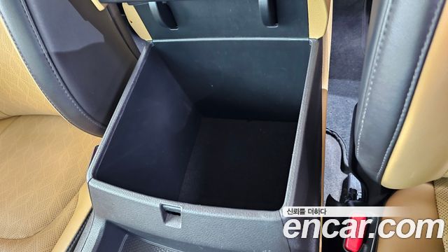 Kia Carnival (IV) Diesel 9-Seater Prestige 2023 — фото 29