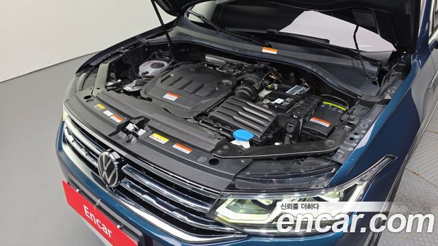 Volkswagen Tiguan (II) 2.0 TDI 4Motion Prestige 2023 — фото 6
