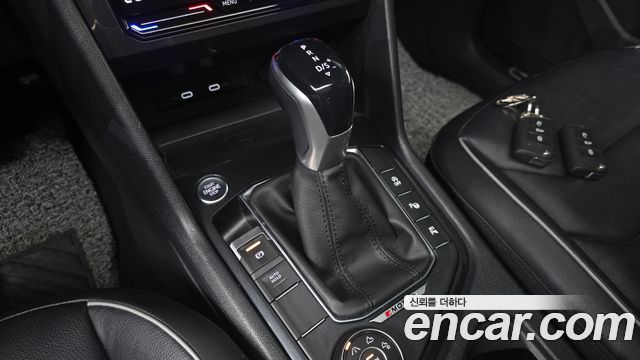 Volkswagen Tiguan (II) 2.0 TDI 4Motion Prestige 2023 — фото 9