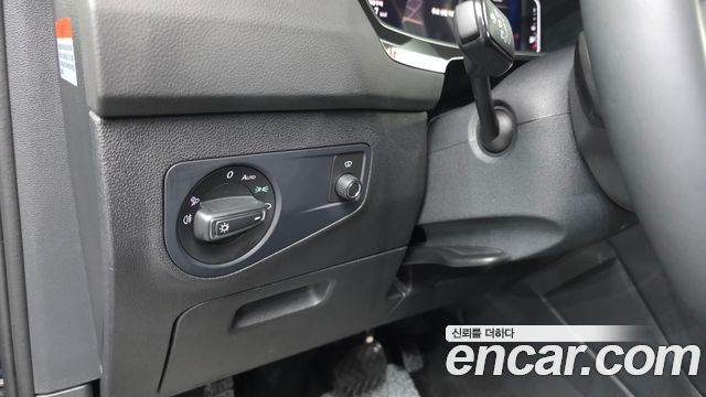 Volkswagen Tiguan (II) 2.0 TDI 4Motion Prestige 2023 — фото 11