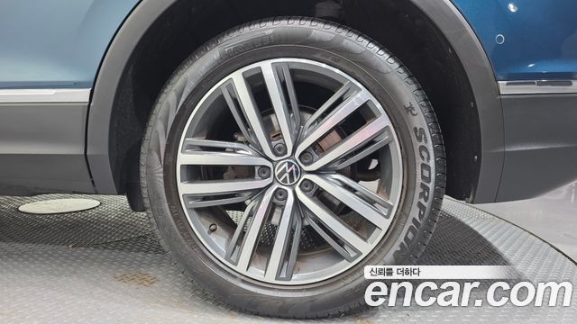 Volkswagen Tiguan (II) 2.0 TDI 4Motion Prestige 2023 — фото 21