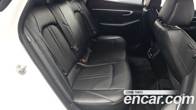 Hyundai Sonata The Edge (DN8) 2.0 LPG Premium 2024 — фото 11