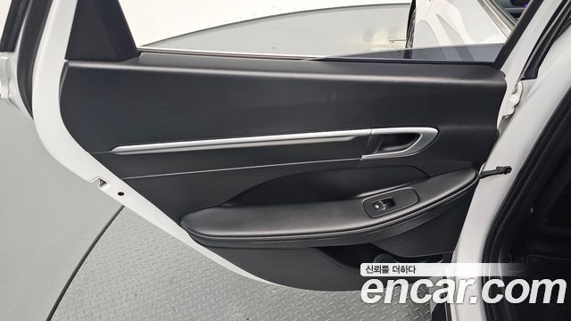Hyundai Sonata The Edge (DN8) 2.0 LPG Premium 2024 — фото 25