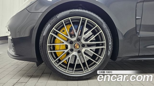 Porsche Panamera (971) 4.0 Turbo S 2023 — фото 5
