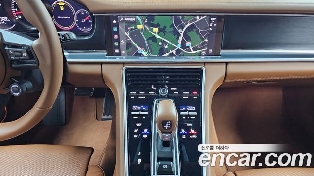 Porsche Panamera (971) 4.0 Turbo S 2023 — фото 12