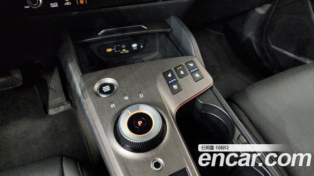 Kia Sportage Hybrid (V) HEV 1.6 2WD Signature X Line 2025 — фото 9