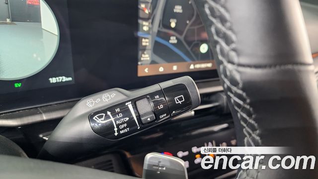 Kia Sportage Hybrid (V) HEV 1.6 2WD Signature X Line 2025 — фото 28