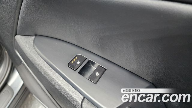 Kia Sportage Hybrid (V) HEV 1.6 2WD Signature X Line 2025 — фото 30