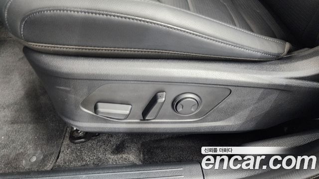 Kia Sportage Hybrid (V) HEV 1.6 2WD Signature X Line 2025 — фото 31