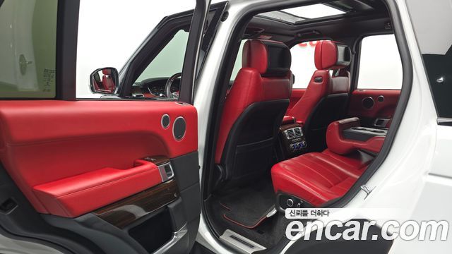 Land Rover Range Rover (IV) 4.4 SDV8 AB DIESEL 2016 — фото 26