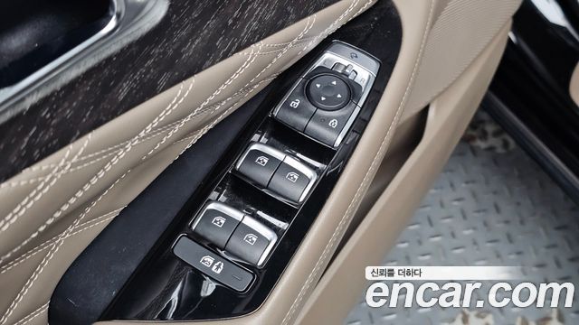 Kia K8 3.5 Gasoline 4WD Platinum 2022 — фото 30