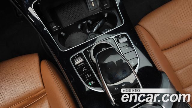 Mercedes-Benz C-Class (W205) C200 Cabriolet 2020 — фото 19