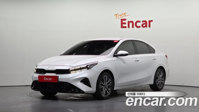 Kia K3 (II) 1.6 Prestige 2023 — фото 1