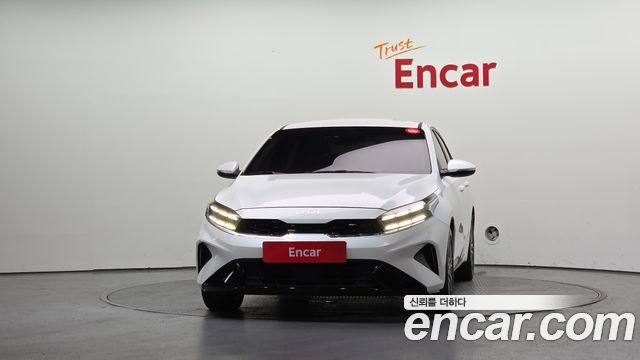 Kia K3 (II) 1.6 Prestige 2023 — фото 3