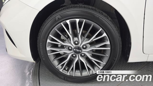 Kia K3 (II) 1.6 Prestige 2023 — фото 5