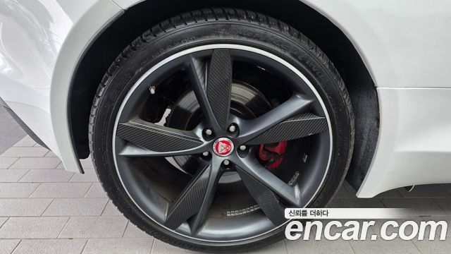 Jaguar F-TYPE 3.0 S Coupe X152 2015 — фото 5
