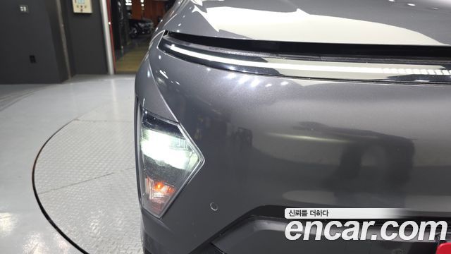 Hyundai Kona Electric (SX2) Long Range Premium 2023 — фото 22