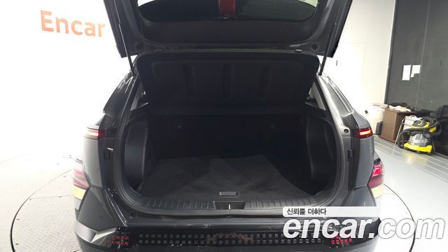 Hyundai Kona Electric (SX2) Long Range Premium 2023 — фото 30