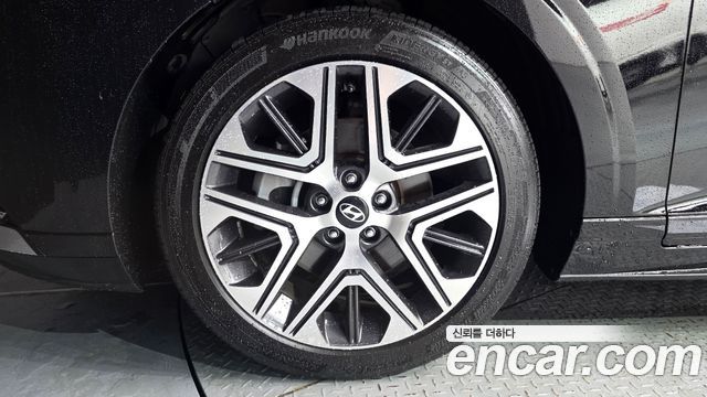 Hyundai Grandeur (GN7) 2,5 Gasoline 2WD Exclusive 2023 — фото 5