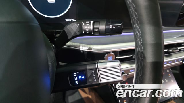 Hyundai Grandeur (GN7) 2,5 Gasoline 2WD Exclusive 2023 — фото 9