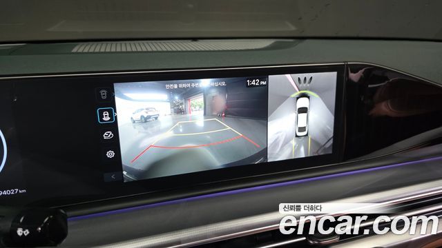 Hyundai Grandeur (GN7) 2,5 Gasoline 2WD Exclusive 2023 — фото 15