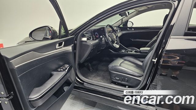 Kia K5 (III) 2.0 Prestige 2022 — фото 10