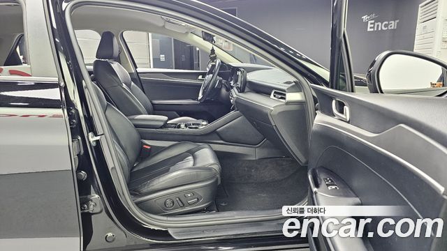 Kia K5 (III) 2.0 Prestige 2022 — фото 11