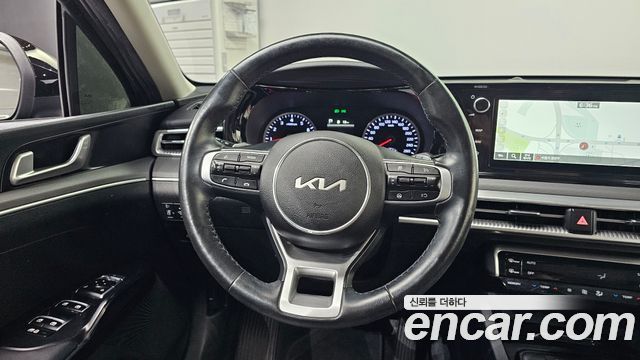 Kia K5 (III) 2.0 Prestige 2022 — фото 13