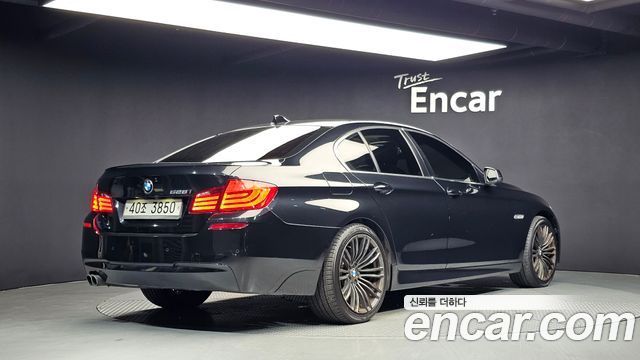 BMW 5 Series (F10) 528i xDrive 2012 — фото 2