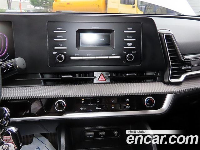Kia Sportage (V) Diesel 2.0 2WD Trendy 2022 — фото 17