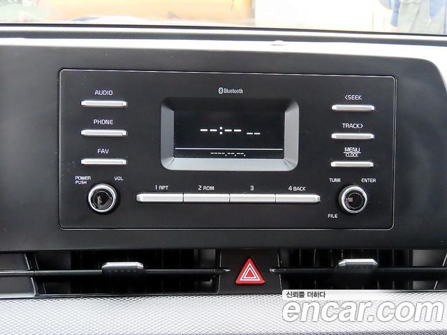 Kia Sportage (V) Diesel 2.0 2WD Trendy 2022 — фото 18