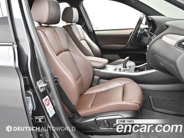 BMW X4 (F26) M40i 2016 — фото 10