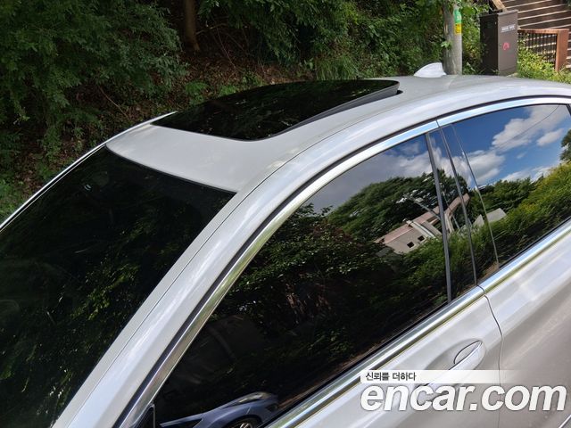 BMW 7 Series (G11) 745e iPerformance Design Pure Excellence 2021 — фото 7
