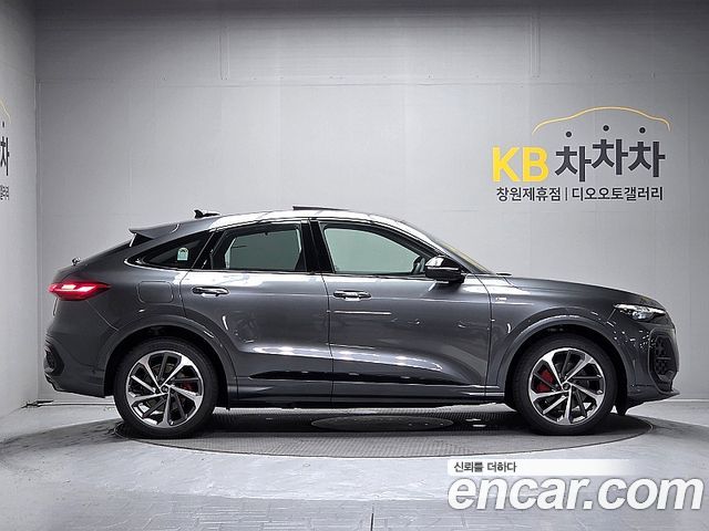 Audi Q5 (80A) 45 TFSI Quattro Sportback S Line 2025 — фото 7