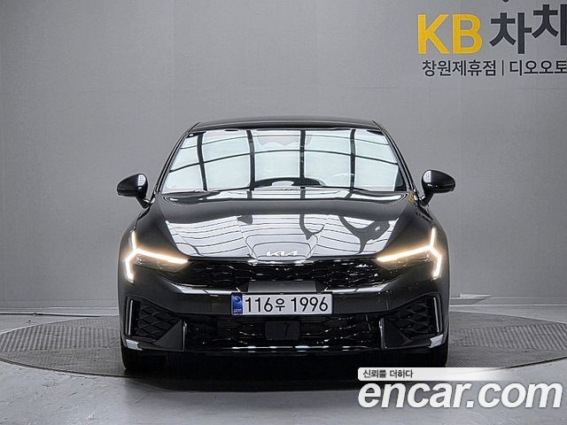 Kia K5 (III) 2.0 Signature 2027 — фото 3