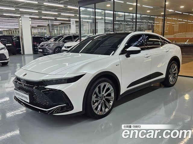 Toyota Crown Crossover 2.5 4WD Hybrid 2025 — фото 1