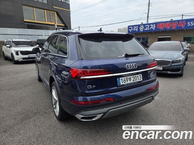 Audi Q7 (4M) 45 TDI Quattro Premium 2023 — фото 4