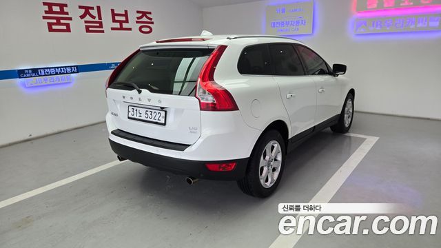 Volvo XC60 D5 AWD 1st 2011 — фото 5