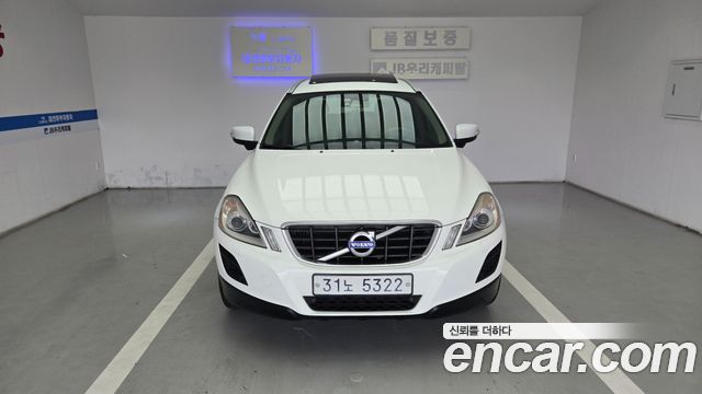 Volvo XC60 D5 AWD 1st 2011 — фото 8