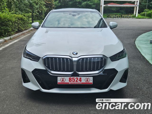 BMW 5 Series (G60) 520i M Sport